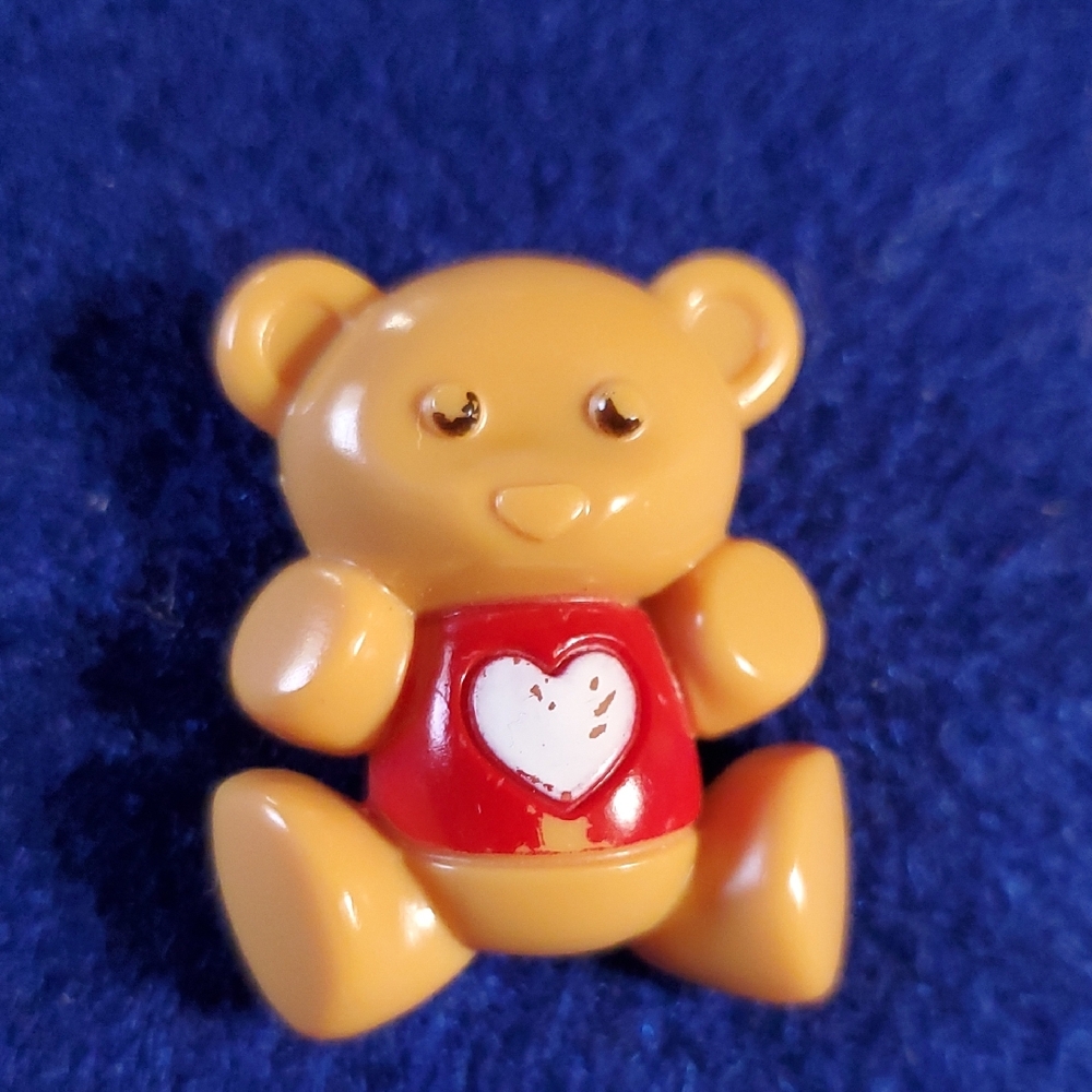Avon Vintage 1980's Valentine Teddy Bear Pin